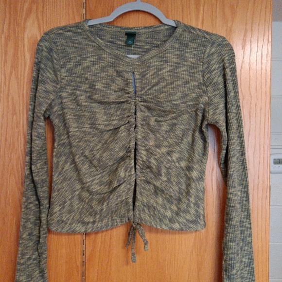 Olive Green Crop Top - Picture 1 of 2